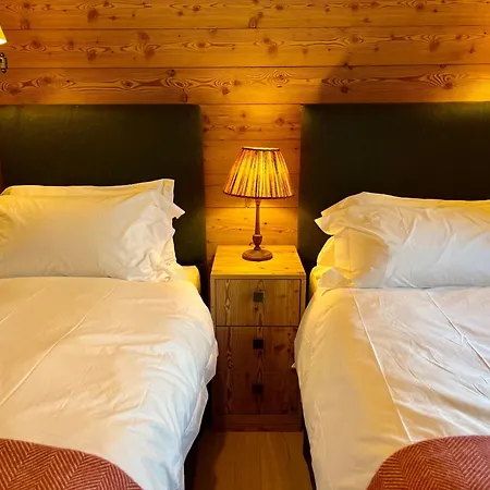 La Ruinette-spacious 3-bed With Wonderful Views *