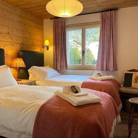 La Ruinette-spacious 3-bed With Wonderful Views 韦尔比耶