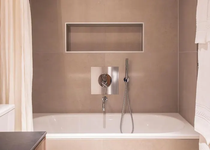 La Ruinette-spacious 3-bed With Wonderful Views Apartment *